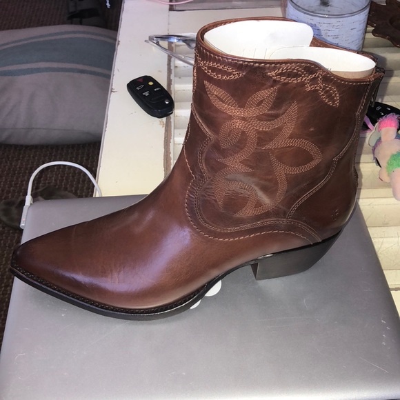 frye shane embroidered boot